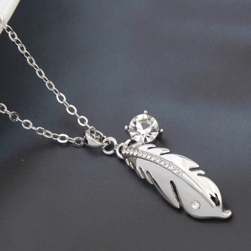 Silver Feather Pendant Necklace